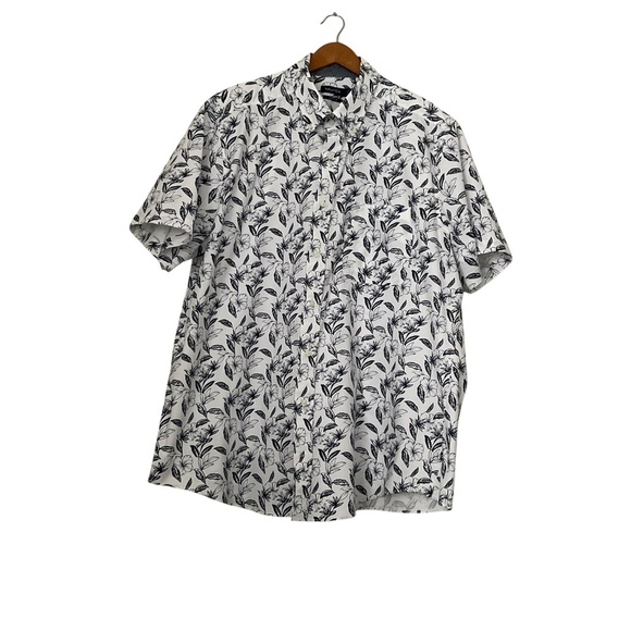 Nautica Short Sleeve Button Down Floral Shirt XXL White Stretch Hawaii Resort - Picture 1 of 11